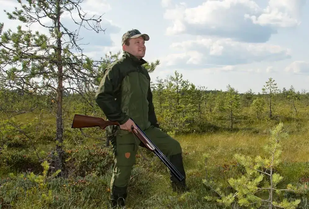 Dovrefjell-Hybrid-Hunter-Pro-metsastyspuku-erametsastys-996x675 | Suomen Erämetsästys Dovrefjell metsästyspuku, miesten malli. Väri vihreä. Suomen Erämetsästyksen verkkokaupasta.